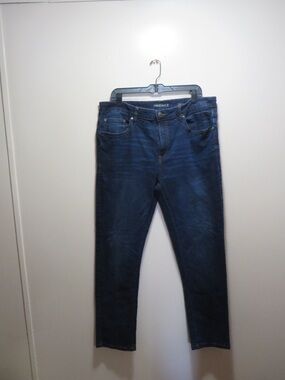 Indigo Beast Men's Skinny Jeans in Dark Blue. Size 38x32